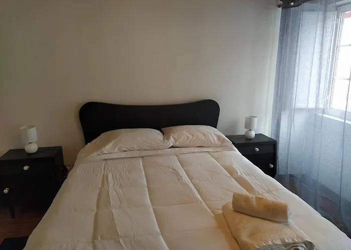 Casa Da Guarida بيت للعطل أنغرا دو إِراويزو